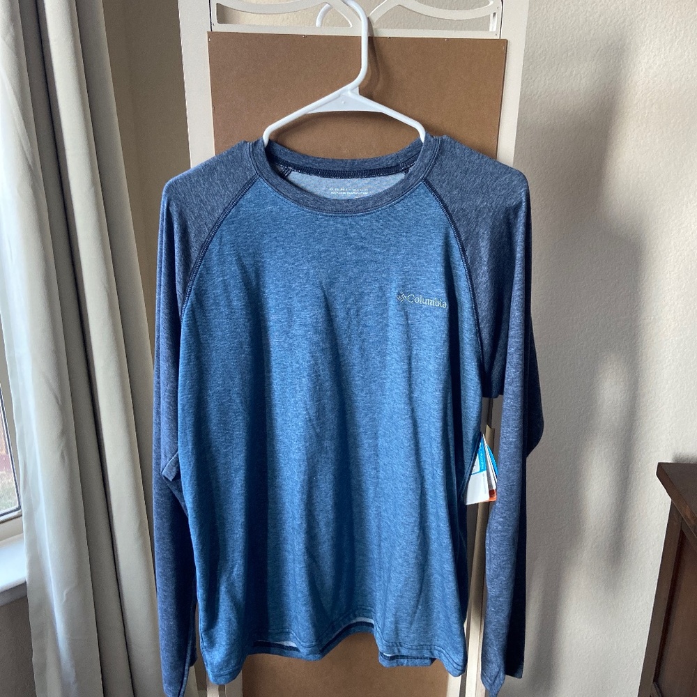 Mens long sleeve top